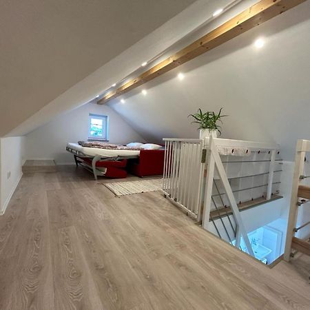 3 Zimmer Neubauwohnung In Der Schwaebischen Toskana Loewenstein Luaran gambar