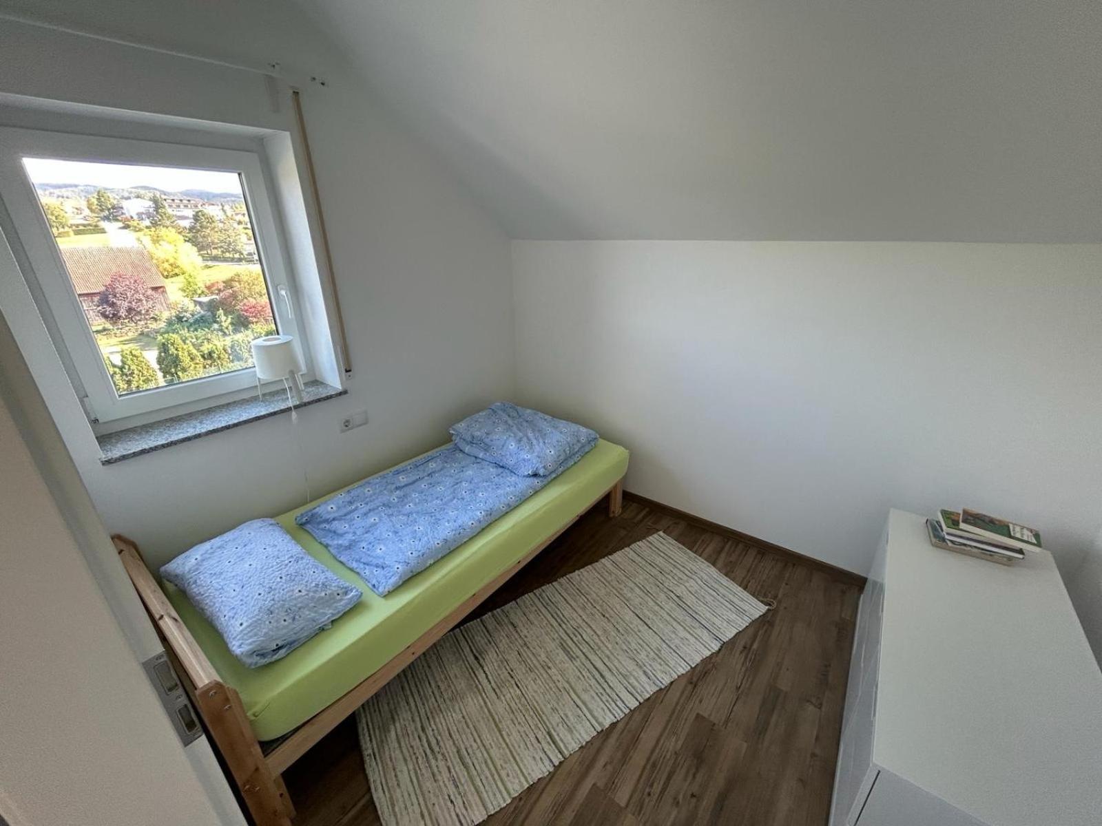 3 Zimmer Neubauwohnung In Der Schwaebischen Toskana Loewenstein Luaran gambar