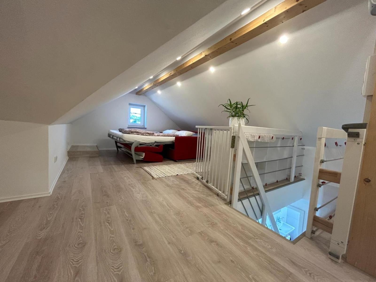 3 Zimmer Neubauwohnung In Der Schwaebischen Toskana Loewenstein Luaran gambar