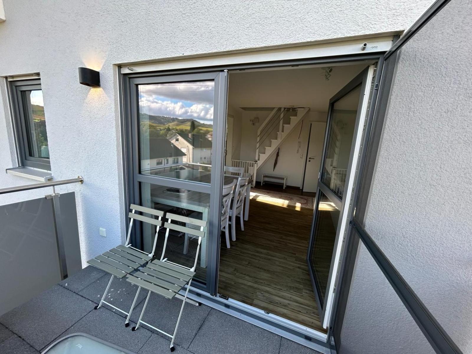 3 Zimmer Neubauwohnung In Der Schwaebischen Toskana Loewenstein Luaran gambar