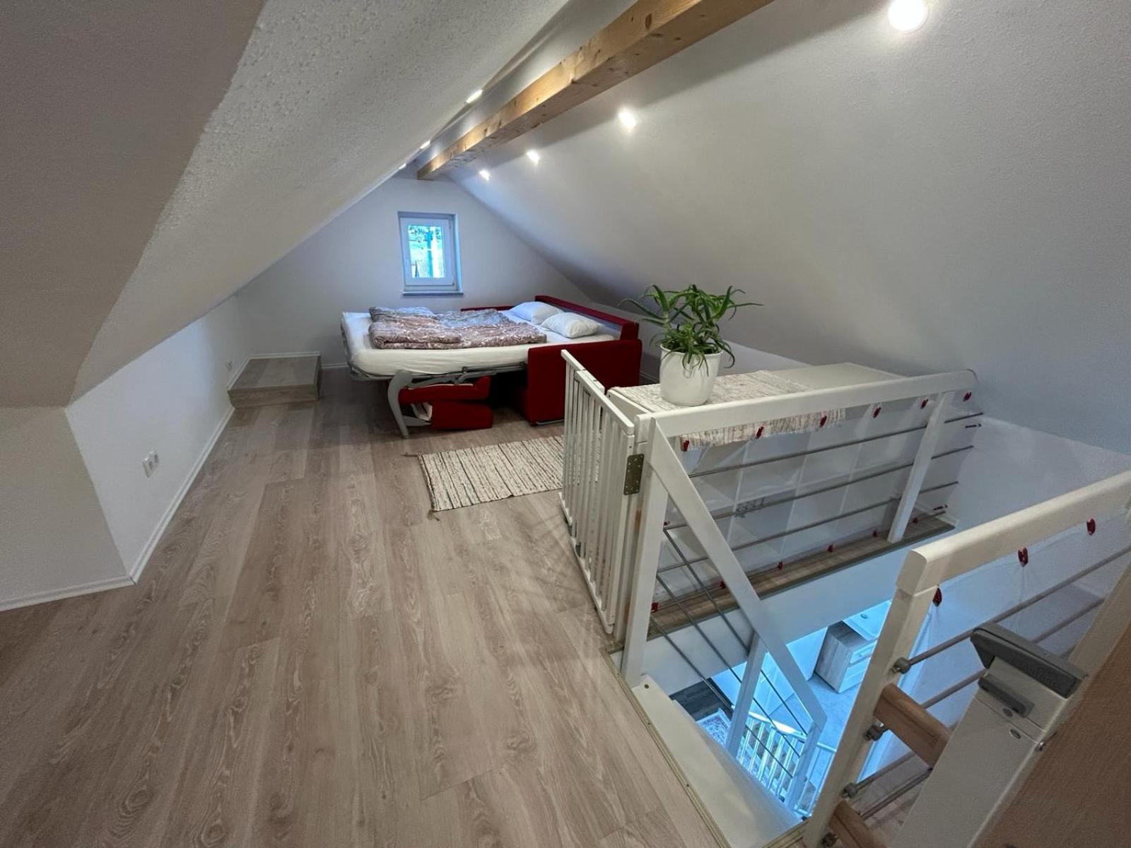 3 Zimmer Neubauwohnung In Der Schwaebischen Toskana Loewenstein Luaran gambar