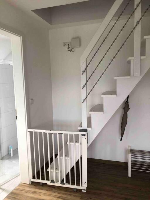 3 Zimmer Neubauwohnung In Der Schwaebischen Toskana Loewenstein Luaran gambar