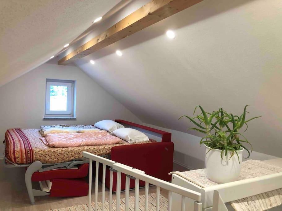 3 Zimmer Neubauwohnung In Der Schwaebischen Toskana Loewenstein Luaran gambar