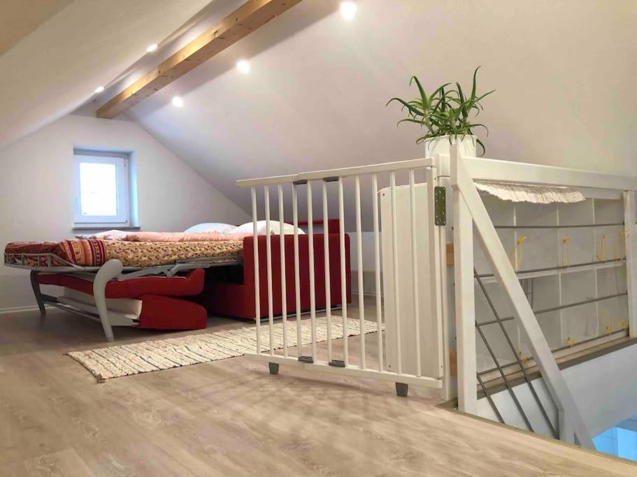 3 Zimmer Neubauwohnung In Der Schwaebischen Toskana Loewenstein Luaran gambar